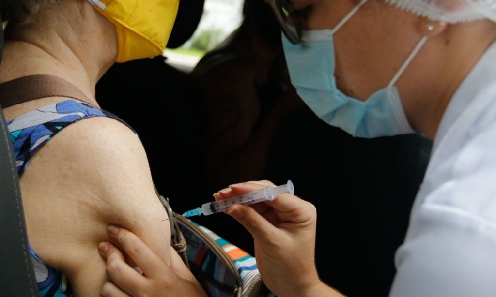 Imagem Ilustrando a Notícia: Ministério da Saúde anuncia distribuição de mais 4,4 milhões de vacinas