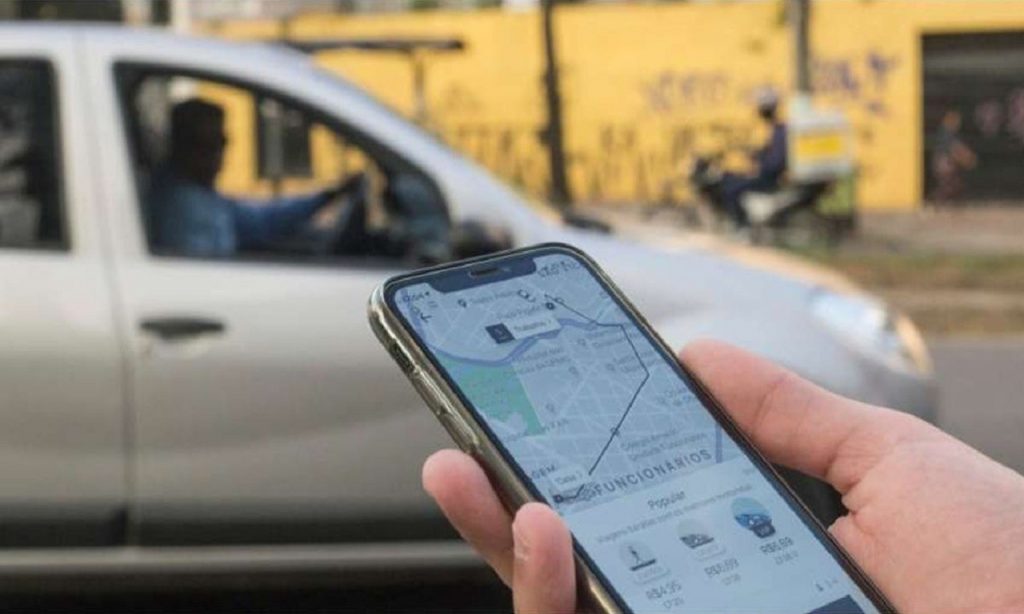 Imagem Ilustrando a Notícia: Três são detidos por roubo e tentativa de sequestro de motorista por app, em Aparecida de Goiânia