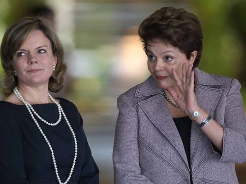 Imagem Ilustrando a Notícia: Dilma depõe como testemunha de defesa da senadora Gleisi Hoffman