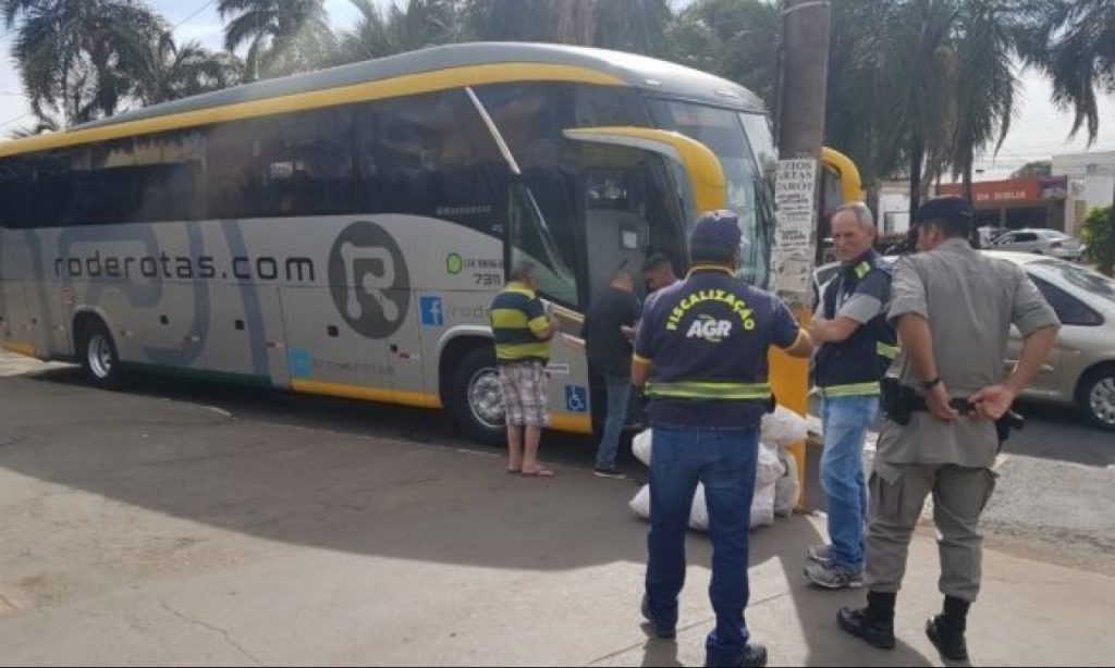 Imagem Ilustrando a Notícia: Operação contra o transporte clandestino acontece em Goiás