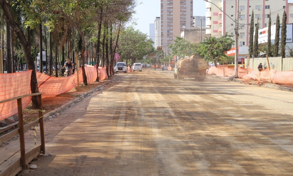 Imagem Ilustrando a Notícia: Novo trecho da Avenida Goiás será bloqueado a partir de amanhã (25); confira os desvios