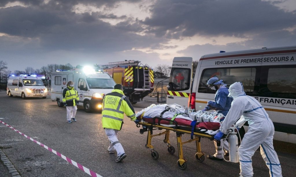 Imagem Ilustrando a Notícia: Europa já teme colapso hospitalar com 2ª onda da Covid-19