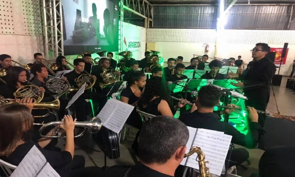 Imagem Ilustrando a Notícia: Banda Sinfônica de Aparecida de Goiânia  realiza concerto para famílias em isolamento