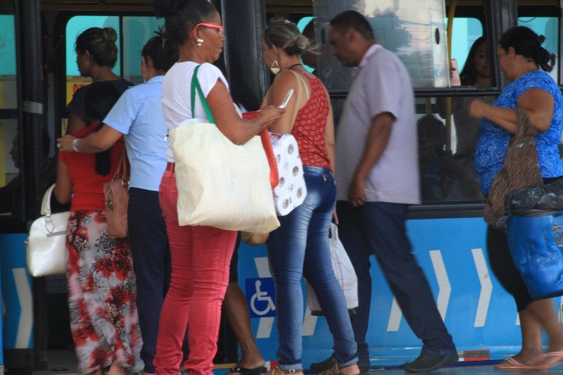 Imagem Ilustrando a Notícia: A cada hora um assalto no transporte coletivo de Goiânia