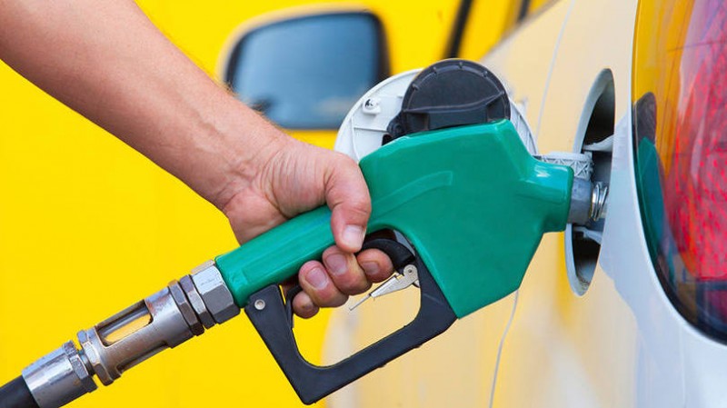 Imagem Ilustrando a Notícia: Governo reduz PIS/Cofins sobre o etanol e tarifa diminui oito centavos por litro
