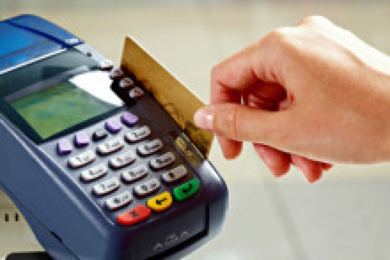 Imagem Ilustrando a Notícia: Procon esclarece sobre cobrança indevida de cartão de crédito
