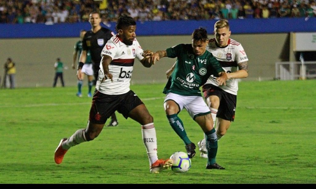 Imagem Ilustrando a Notícia: Michael confessa ter ficado revoltado com gritos de torcida do Flamengo
