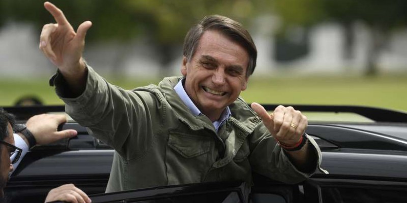 Imagem Ilustrando a Notícia: Jair Bolsonaro é eleito presidente do Brasil