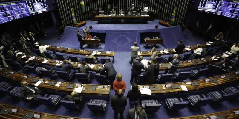 Imagem Ilustrando a Notícia: Senado Federal aprova reajuste para ministros do Judicário