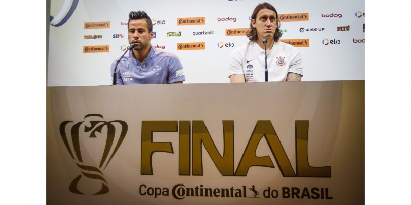 Imagem Ilustrando a Notícia: Cruzeiro abre final contra o Corinthians