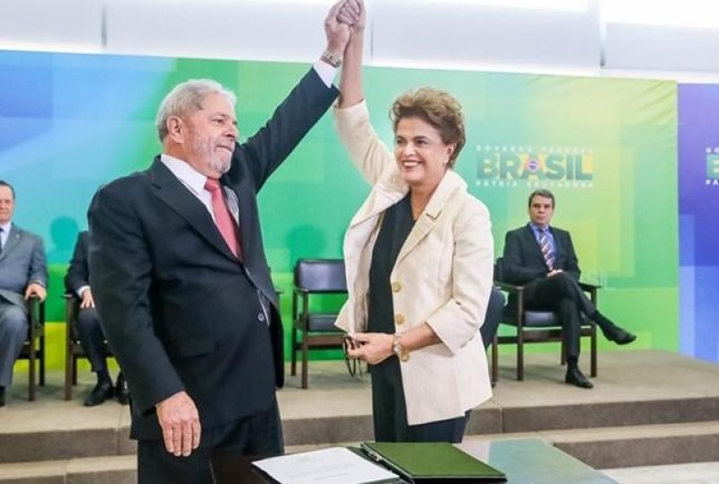 Imagem Ilustrando a Notícia: Juiz suspende a nomeação de Lula para ministro da Casa Civil