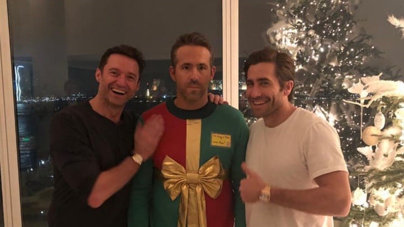 Imagem Ilustrando a Notícia: Ryan Reynolds é trollado por Hugh Jackman e Jake Gyllenhaal