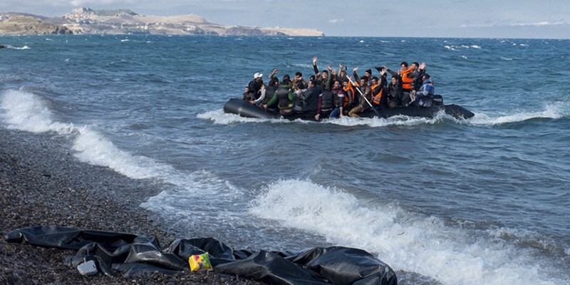 Imagem Ilustrando a Notícia: Guarda Costeira resgata mil imigrantes em 48h no Mediterrâneo
