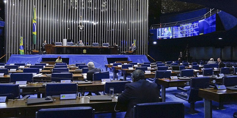 Imagem Ilustrando a Notícia: Bancadas no Senado tem nova configuração antes das eleições