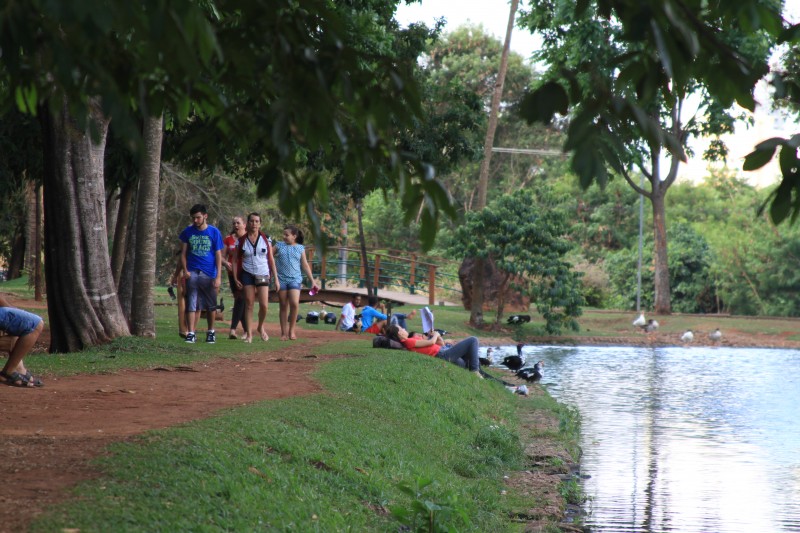 Imagem Ilustrando a Notícia: Projeto quer presos do semiaberto na limpeza de parques de Goiânia