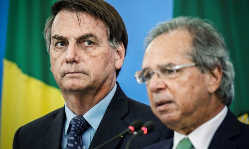 Imagem Ilustrando a Notícia: Dívida bruta do Brasil não instabilizará até 2025 após PIB chegar a 101%, diz FMI