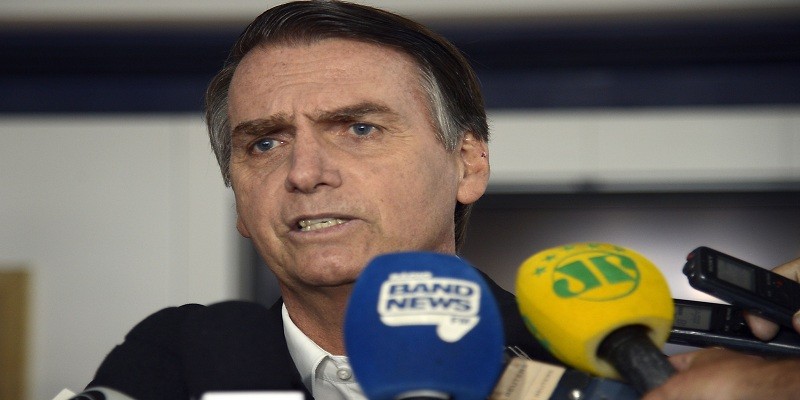 Imagem Ilustrando a Notícia: Bolsonaro se reúne com Temer na próxima semana