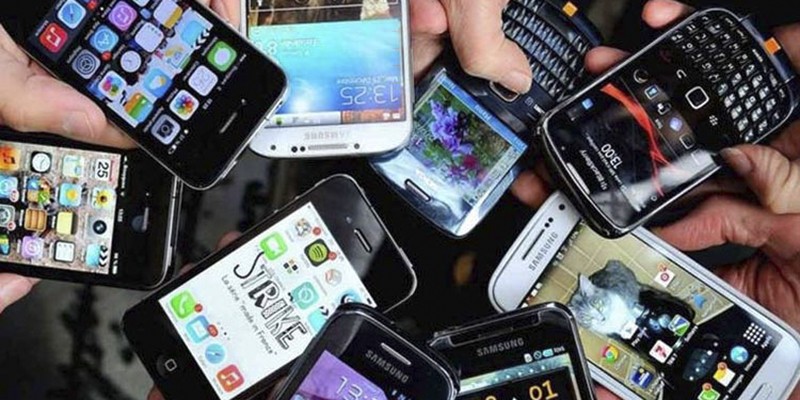 Imagem Ilustrando a Notícia: Goiás começa bloqueio de celulares piratas na quarta-feira