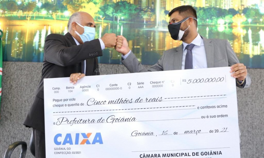 Imagem Ilustrando a Notícia: Câmara Municipal destina R$ 5 milhões para compra de mais vacinas em Goiânia