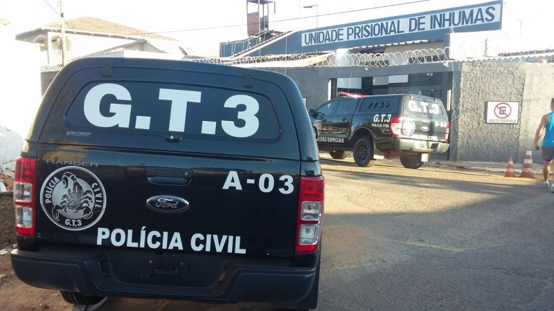 Imagem Ilustrando a Notícia: Quadrilha é presa por aplicar golpes na compra e venda de veículos em Goiás