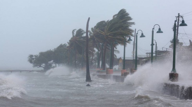 Imagem Ilustrando a Notícia: Irma passa para depressão tropical em seu avanço pelo sudeste dos EUA