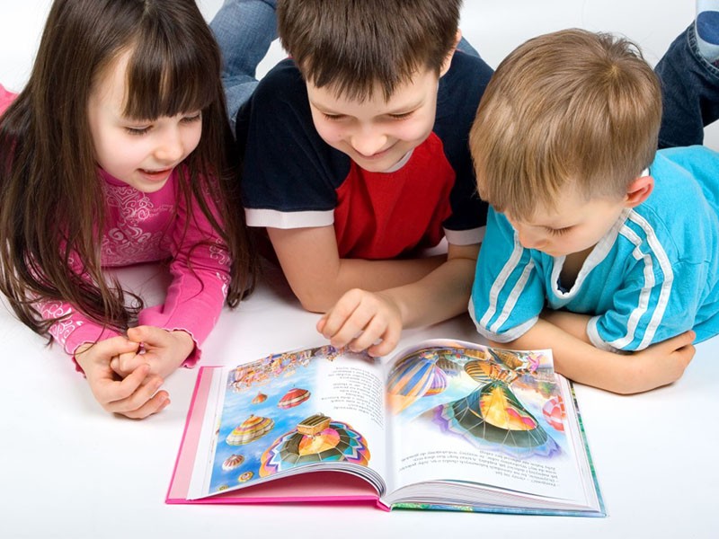 Imagem Ilustrando a Notícia: Campanha coletam livros infantis para crianças abrigadas no Cevam