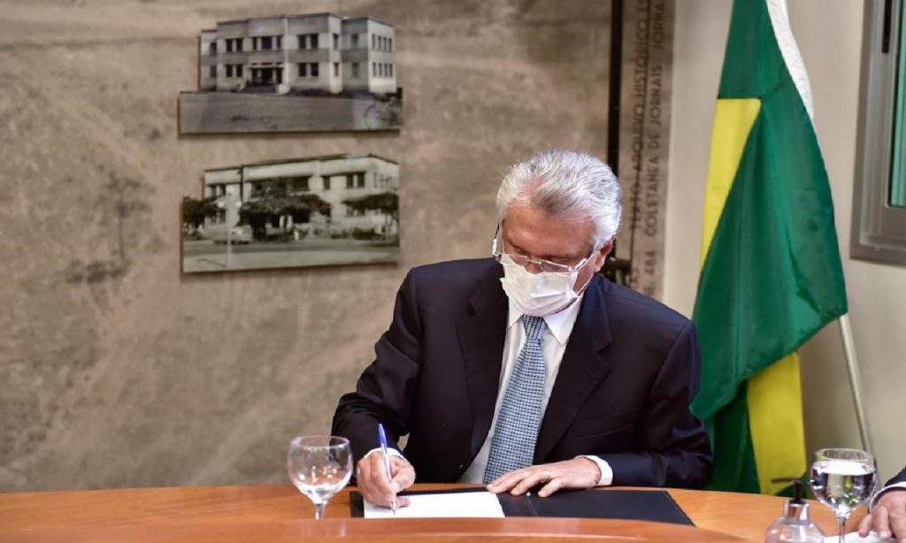 Imagem Ilustrando a Notícia: Governador assina acordo que viabiliza quase R$ 5 milhões para malha viária