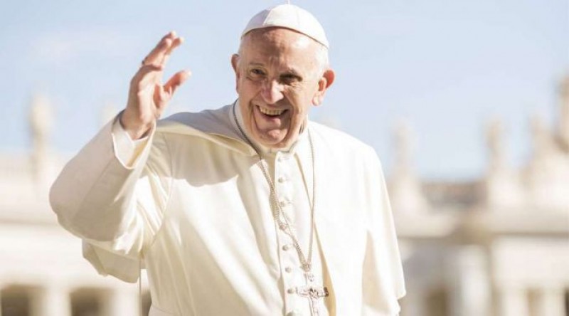 Imagem Ilustrando a Notícia: Papa consola brasileiros pela eliminação e diz: “Será da próxima”
