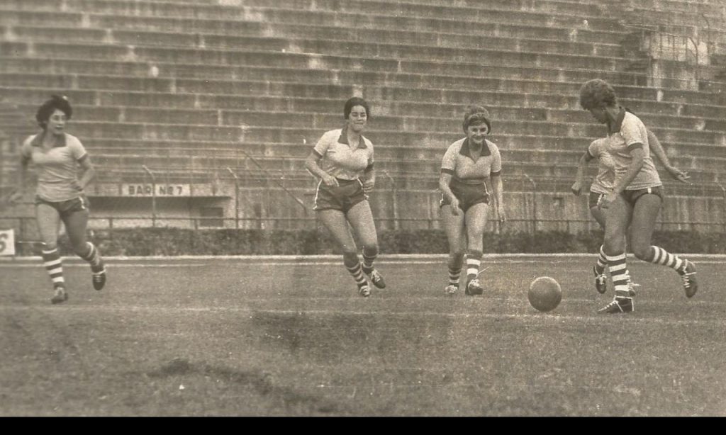 Imagem Ilustrando a Notícia: Google lança museu virtual sobre história do futebol feminino no Brasil