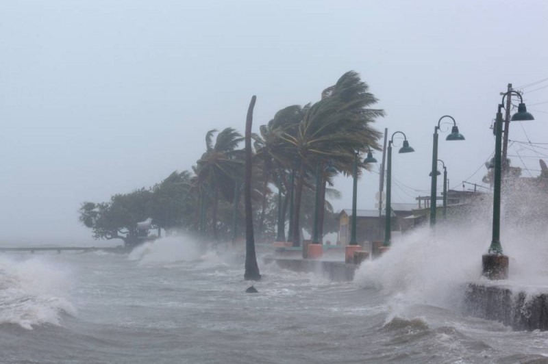 Imagem Ilustrando a Notícia: Porto Rico pede US$ 95 bilhões para se recuperar da passagem dos furacões