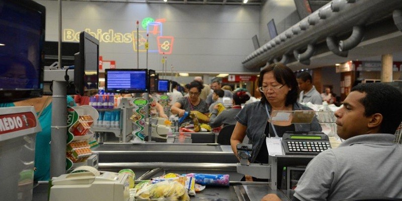 Imagem Ilustrando a Notícia: Supermercados movimentam economia e geram 1,8 milhão de empregos
