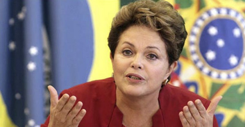 Imagem Ilustrando a Notícia: Dilma: governo não fará reforma ministerial antes de votar impeachment