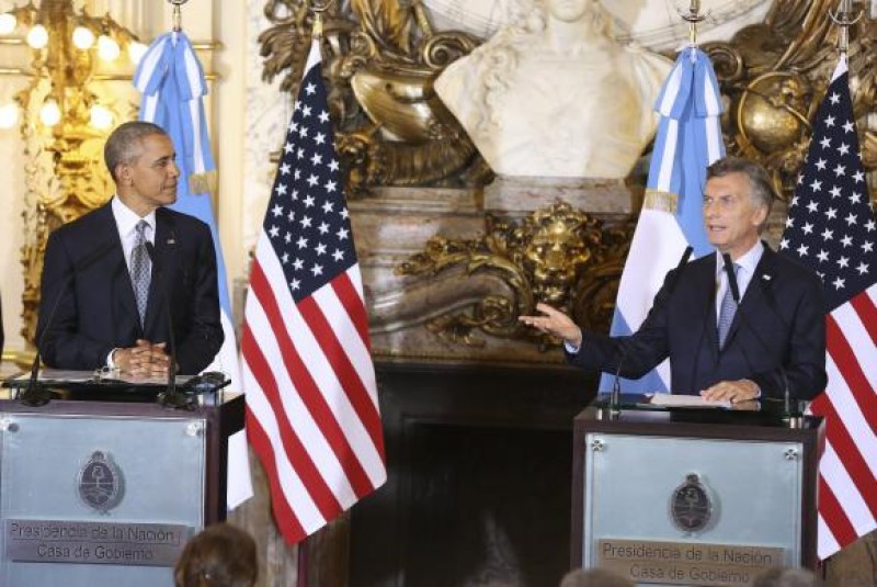 Imagem Ilustrando a Notícia: Presidente Obama inicia hoje viagem histórica a Cuba