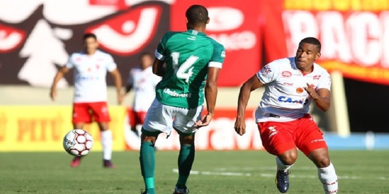 Imagem Ilustrando a Notícia: Goiás e Vila fazem jogo essencial pela Série B neste sábado