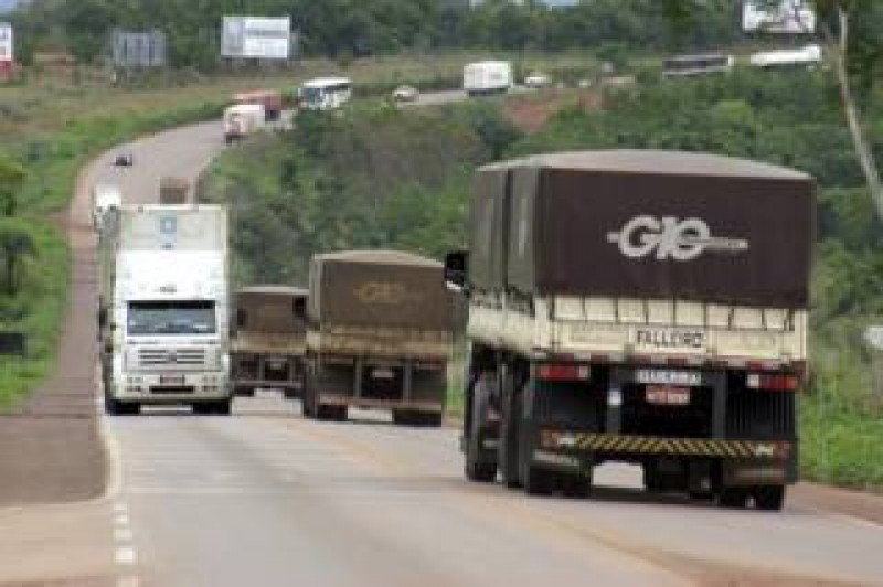 Imagem Ilustrando a Notícia: Roubo de cargas aumentou 30% em Goiás no ano passado