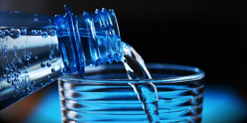 Imagem Ilustrando a Notícia: Importância de beber água todos os dias