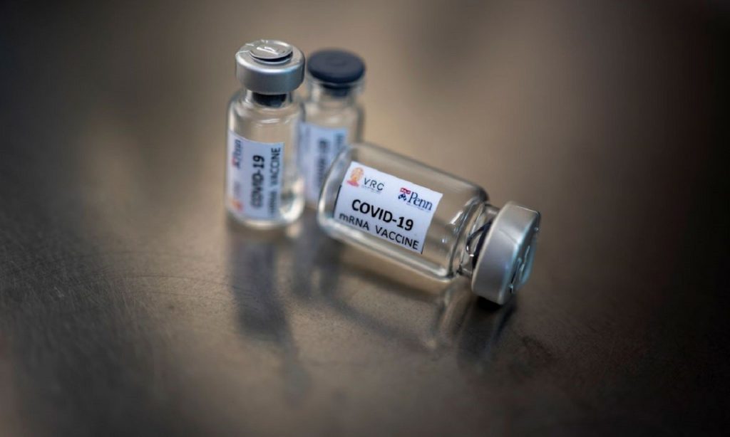 Imagem Ilustrando a Notícia: Governo zera imposto de importação de vacinas contra Covid-19