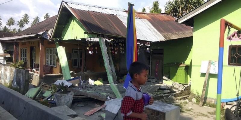 Imagem Ilustrando a Notícia: Terremoto provoca tsunami na Indonésia