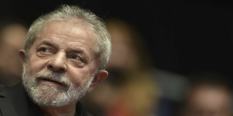Imagem Ilustrando a Notícia: STF adia para o segundo semestre julgamento de liberdade de Lula