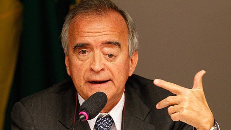 Imagem Ilustrando a Notícia: Ex-diretor da Petrobras, Cerveró tenta ampliar delação premiada na Lava Jato