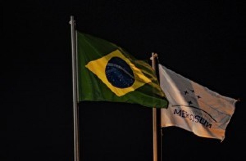 Imagem Ilustrando a Notícia: Brasil quer promover comércio entre Mercosul e Sudeste Asiático