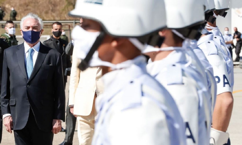 Imagem Ilustrando a Notícia: Temer se encontra com primeiro-ministro interino do Líbano