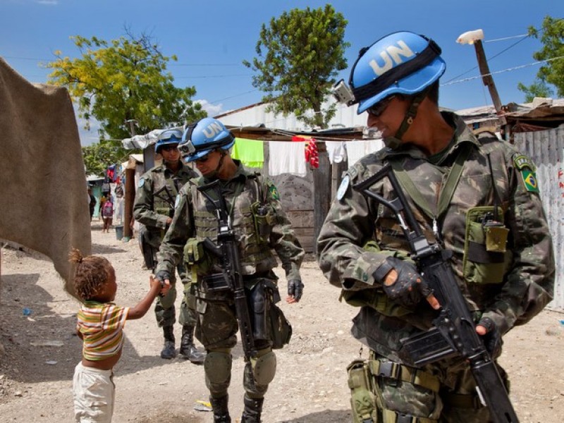 Imagem Ilustrando a Notícia: Militares brasileiros começam a deixar o Haiti