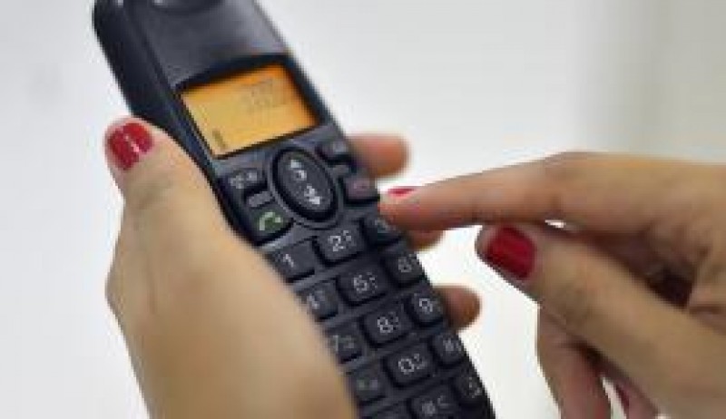 Imagem Ilustrando a Notícia: Chamadas de fixo para celular terão reajuste médio de 1,33%