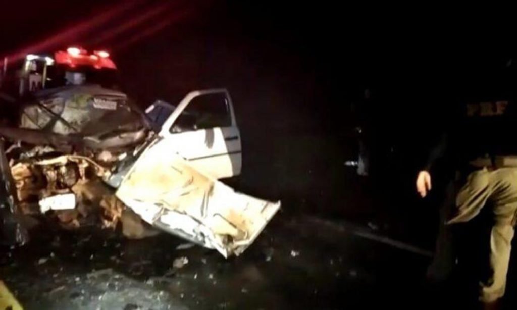 Imagem Ilustrando a Notícia: Acidente envolvendo dois carros deixa 4 mortos, em Caçu