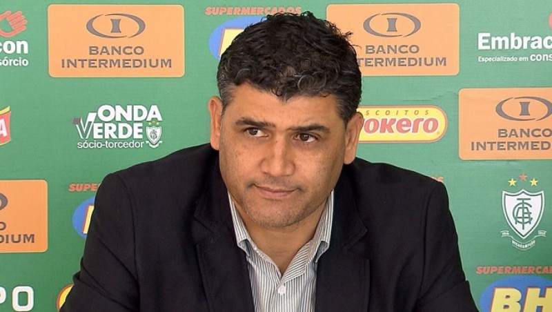 Imagem Ilustrando a Notícia: Vila Nova anuncia novo diretor de futebol