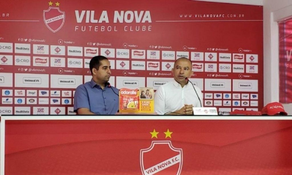Imagem Ilustrando a Notícia: Hugo Jorge Bravo anuncia candidatura à presidência do Vila Nova