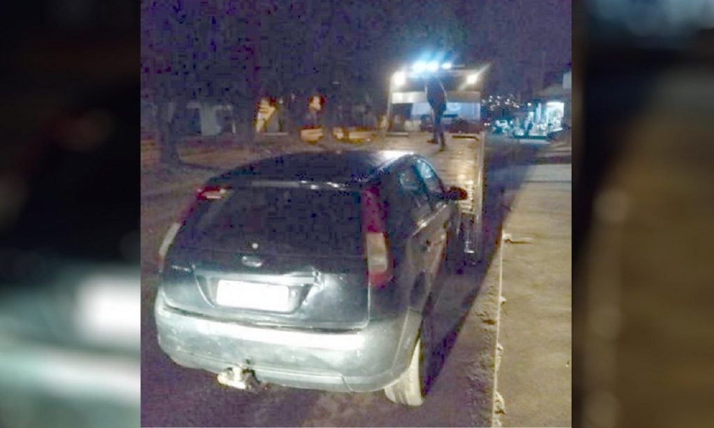 Imagem Ilustrando a Notícia: Mecânico inabilitado é preso após pegar carro de cliente e dirigir bêbado