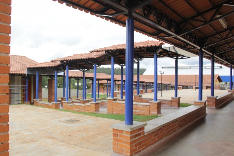 Imagem Ilustrando a Notícia: Goiás já ganhou 11 novas escolas Padrão Século XXI em 2018