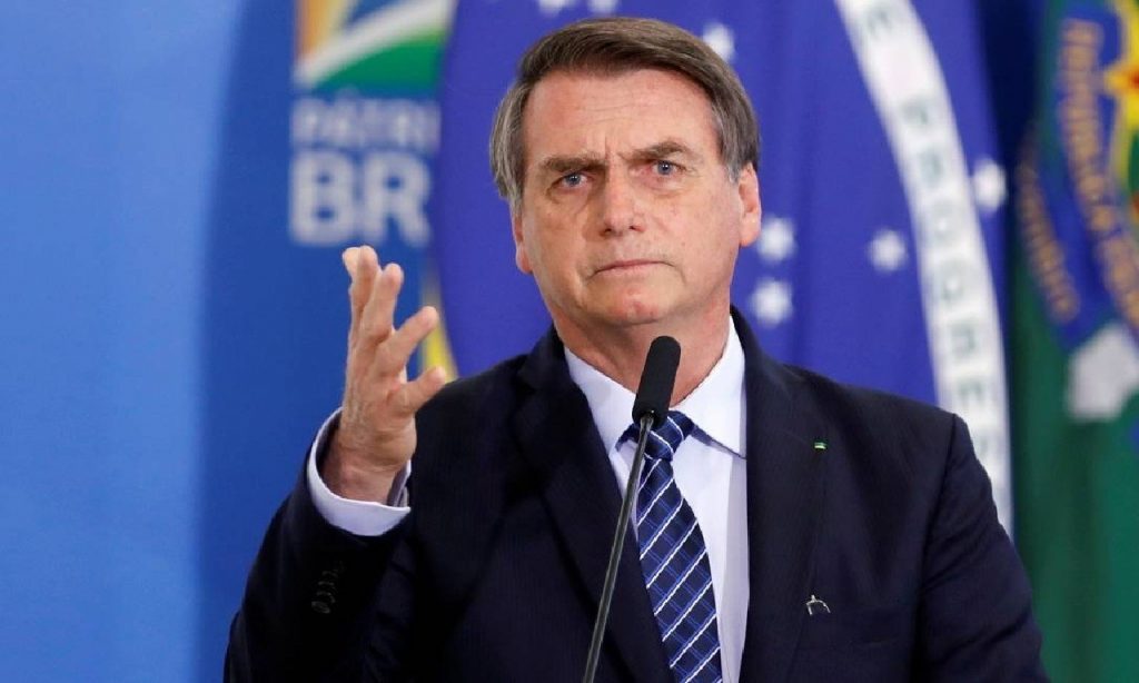 Imagem Ilustrando a Notícia: Aprovação do governo Bolsonaro chega a 30% e reprovação é de 36%, diz Datafolha
